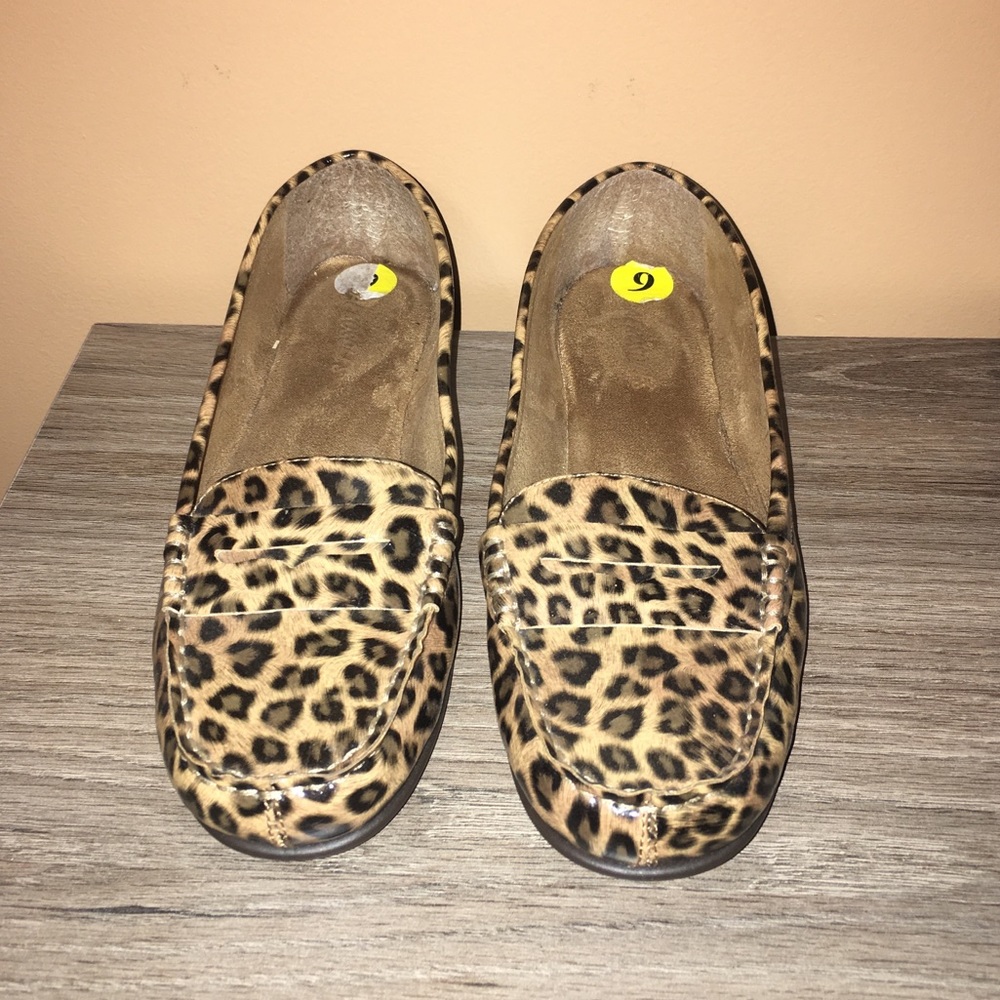 Leopard loafers size 9